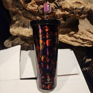 Manna chilly tumbler 24oz stainless steel with plastic straw Skulls